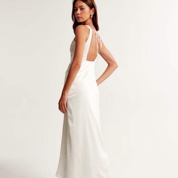 COPY - BLUE Women’s Draped Skirt Maxi Dress - Abercrombie & Fitch. Small-Regular - Picture 3 of 5